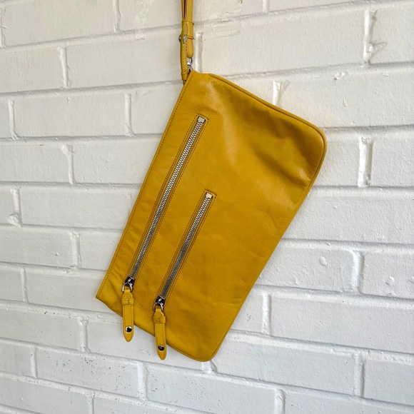 HOBO International Yellow Leather Wristlet Clutch Zipper Accents, EUC MSRP $145 - Picture 7 of 12